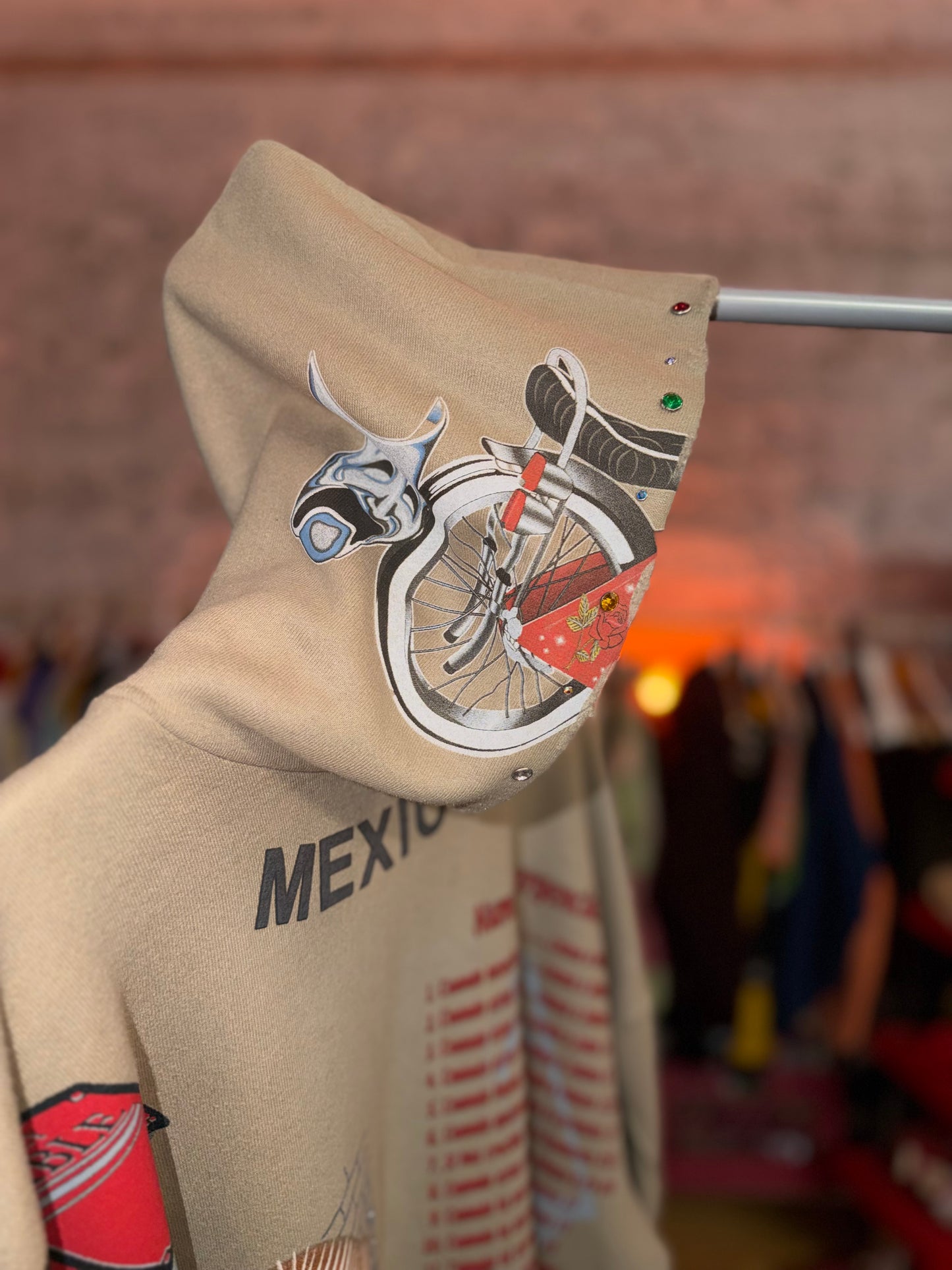 Siempre En Diciembre Hoodie