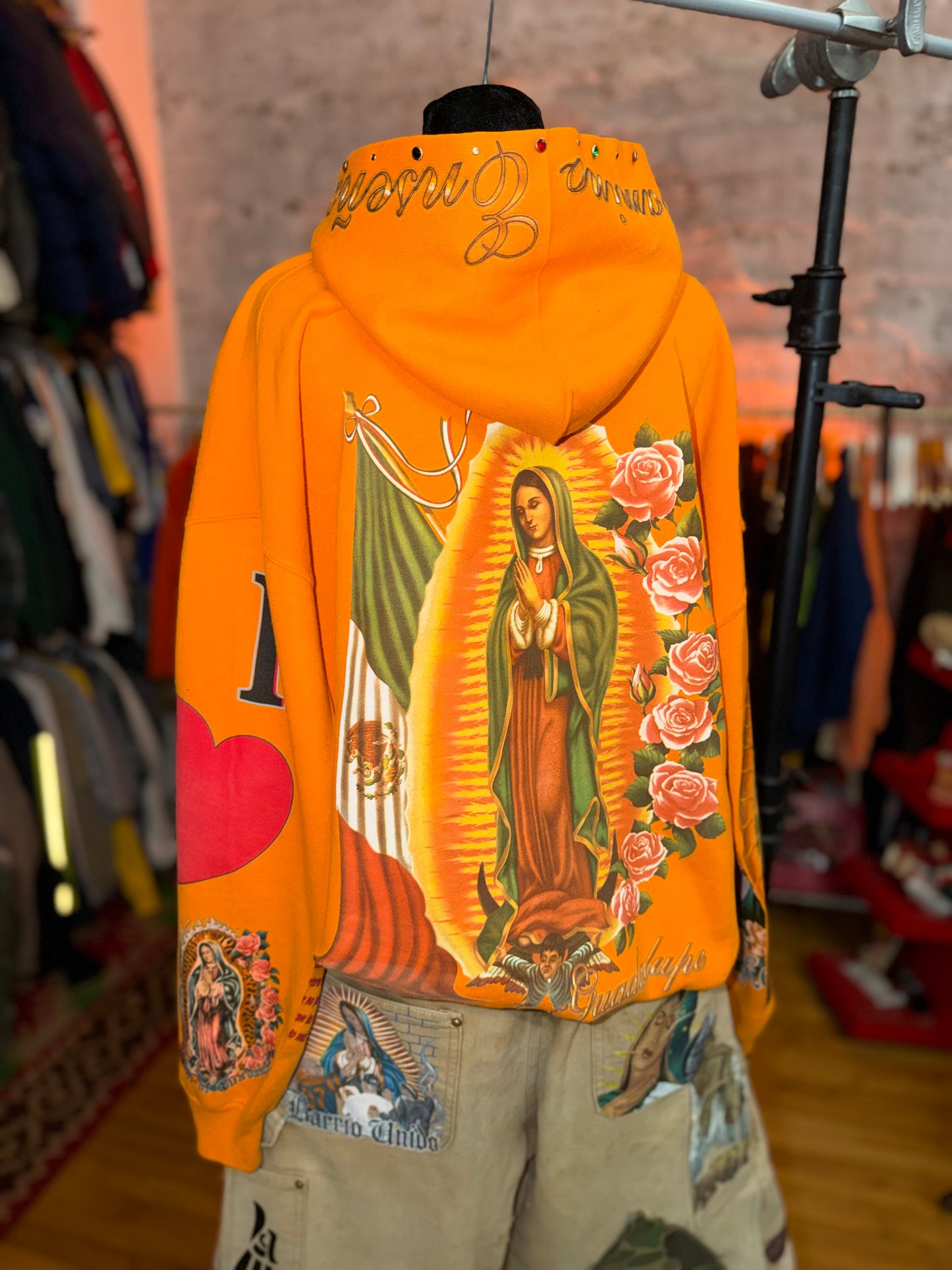 Siempre En Diciembre Hoodie