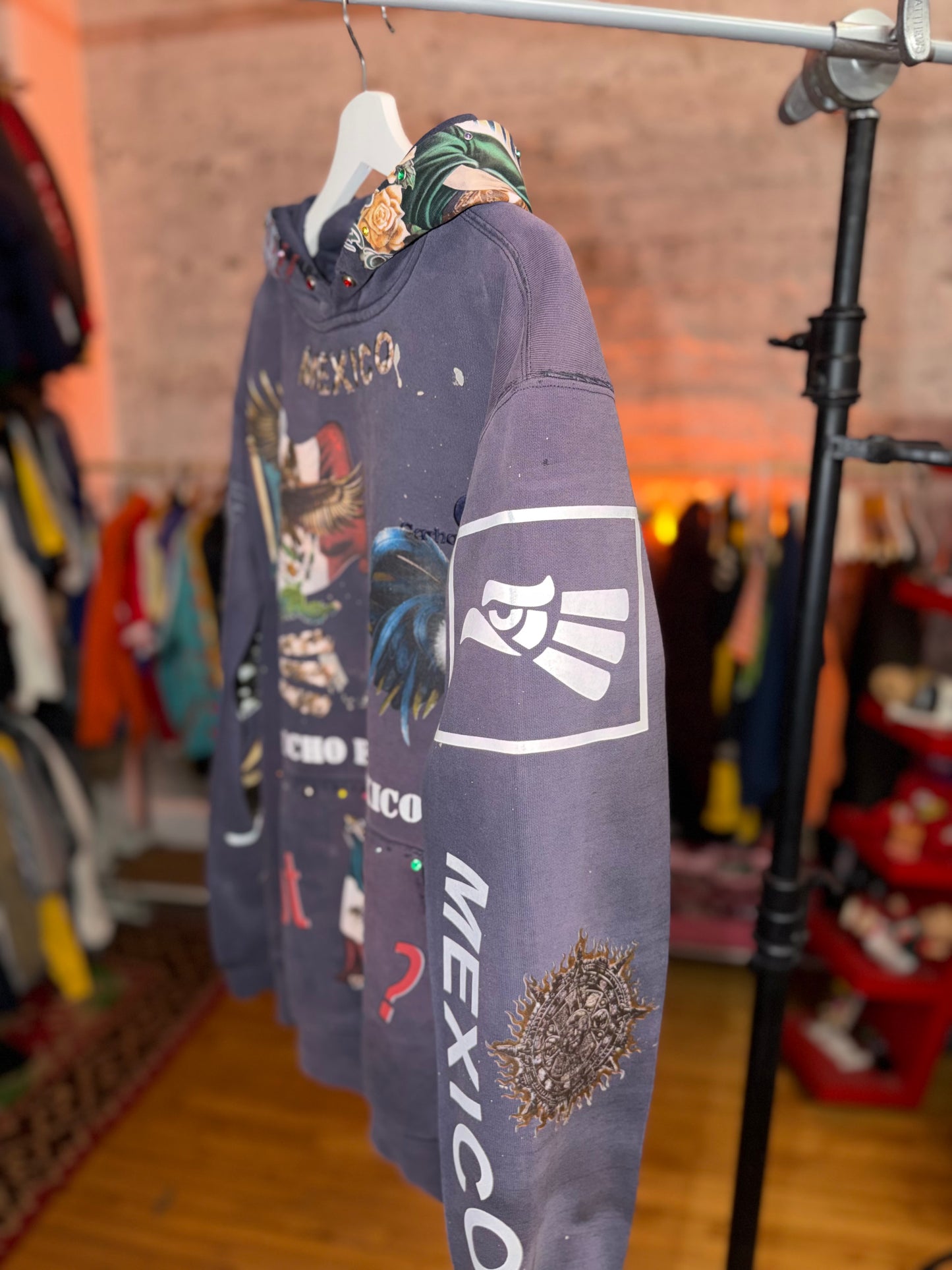 Untitled Siempre En Diciembre Hoodie