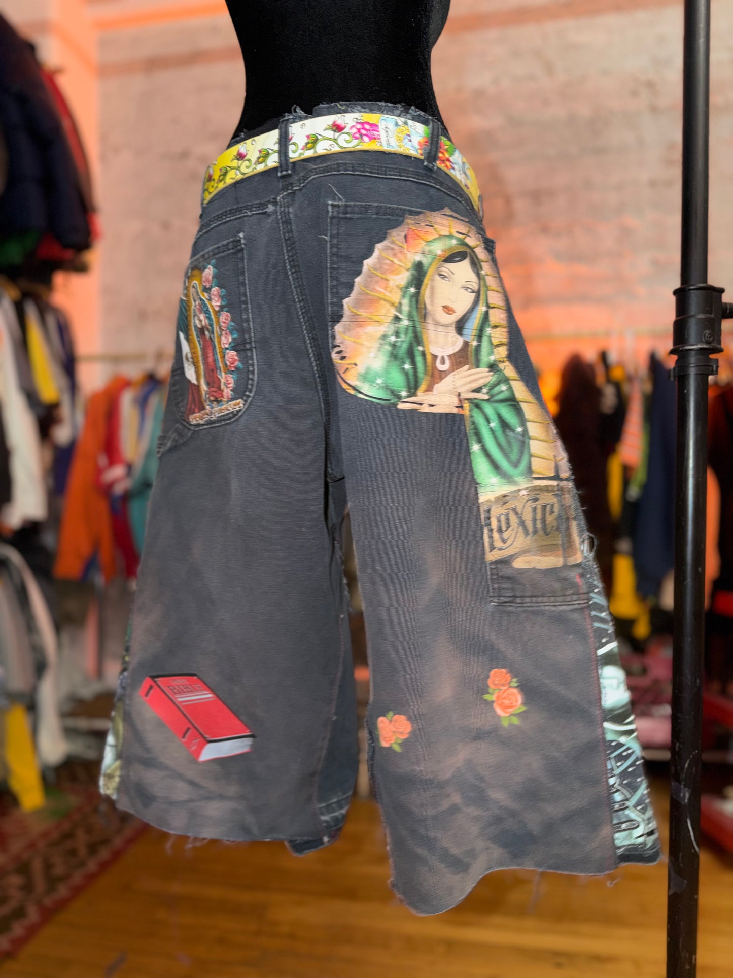 Cut & sew Cholo shorts