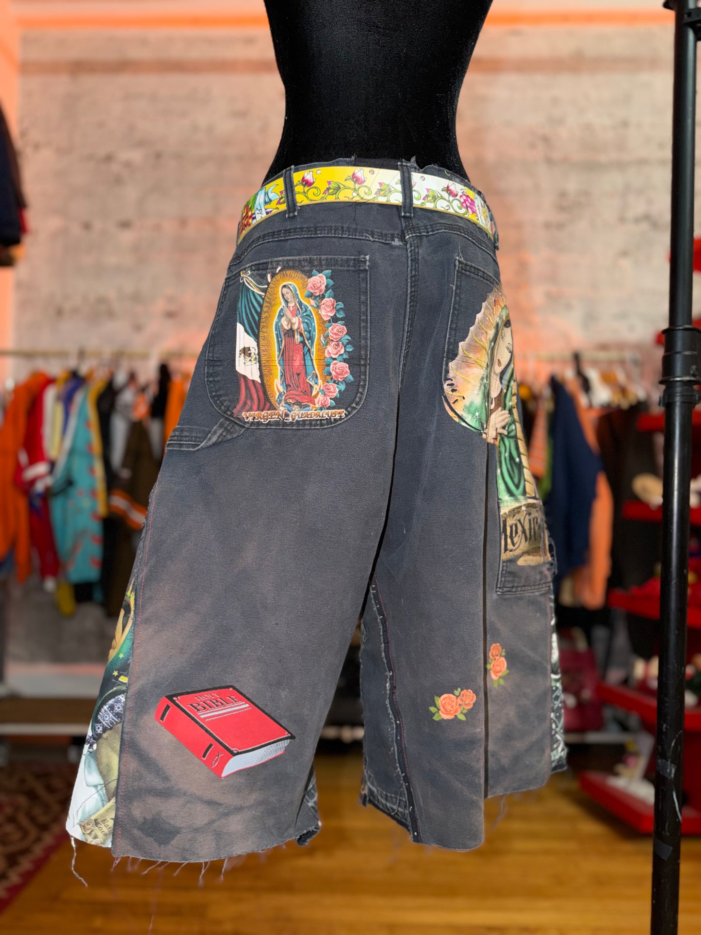 Cut & sew Cholo shorts