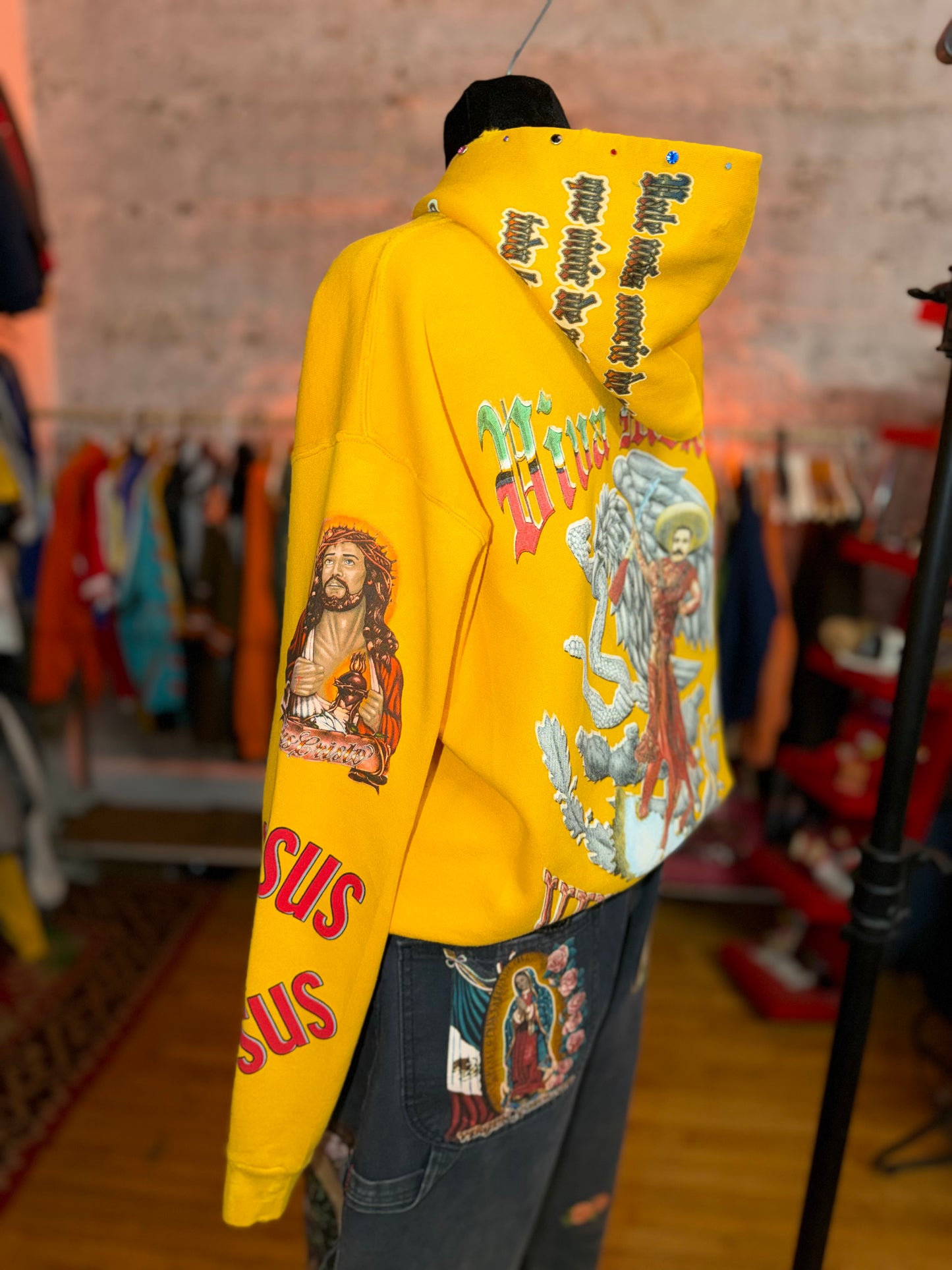 Siempre En Diciembre Hoodie