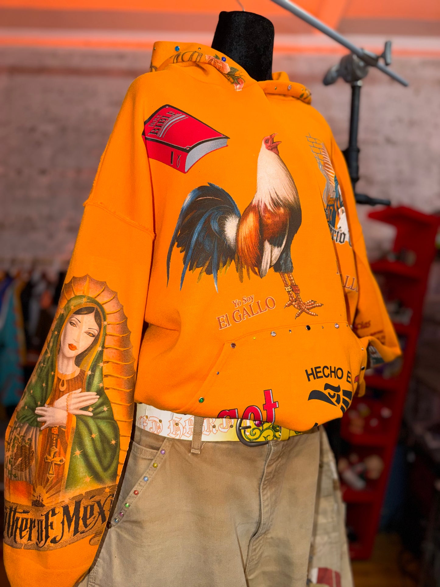 Siempre En Diciembre Hoodie