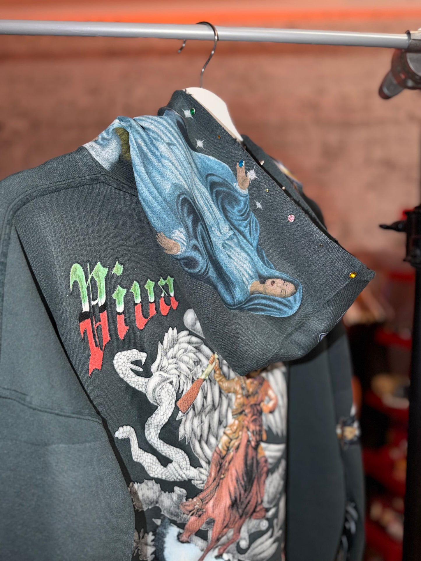 Siempre En Diciembre Hoodie