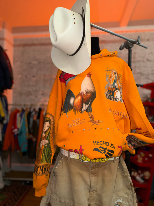 Siempre En Diciembre Hoodie