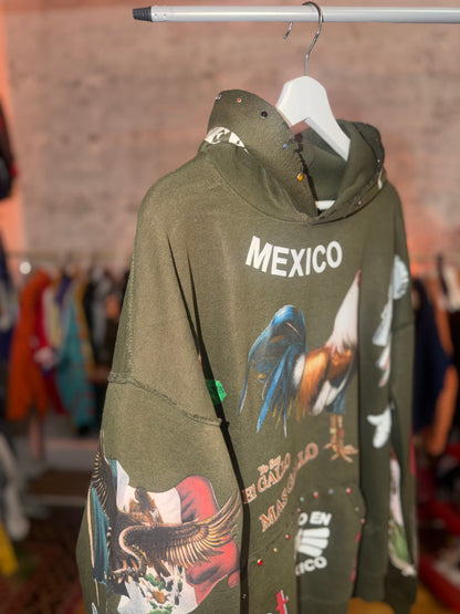 Siempre En Diciembre Hoodie