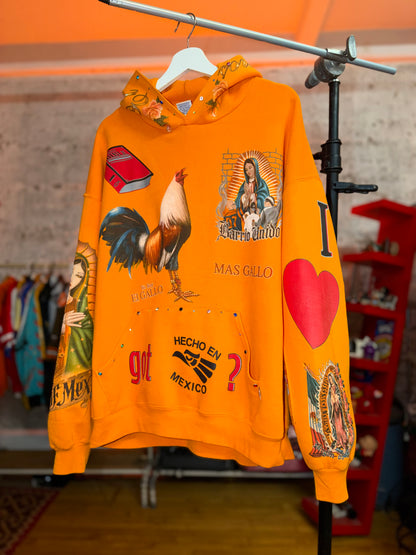 Siempre En Diciembre Hoodie