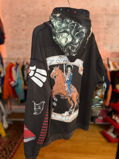 Siempre En Diciembre Hoodie